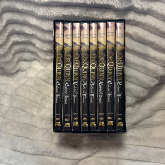 Dr. Quinn Medicine Woman Season Three DVD - Picture 2 of 3